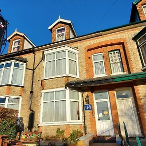 https://diamonds-guest-house.yorkshirehotels.net