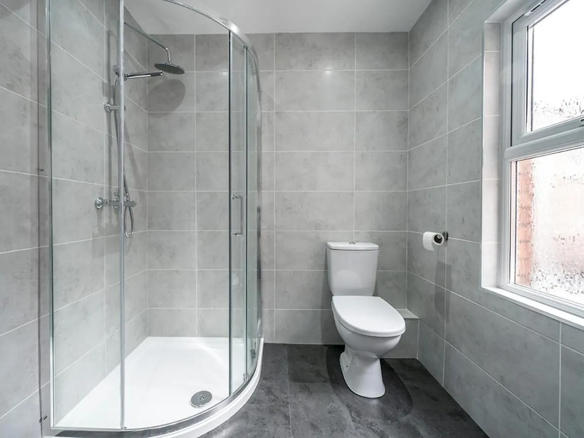 Pass The Keys Beautiful 4Br Restored Red Brick Cafes And Park Μπέλφαστ Ηνωμένο Βασίλειο